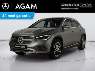 Mercedes-Benz GLA 180 Business Solution AMG | Panorama dak