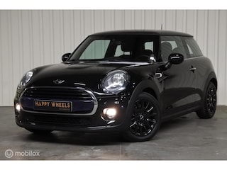 Mini Cooper 3-Deurs I 1.5 I Business I NAP I Airco I Cruise I Navi