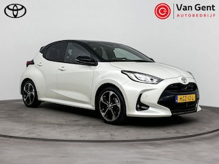 Toyota Yaris 1.5 Hybrid 130 Launch Edition | Dodehoek detectie | JBL | Apple Carplay / Android Auto | Head-up display | Stoel-/stuurverwarming | Parkeersensoren voor/achter | 17 inch
