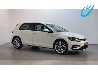 Volkswagen Golf 1.5 TSI 150pk DSG Highline Business R Alcantara Stoelverwarming Navigatie App-Connect