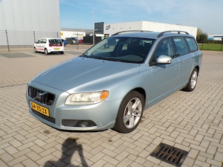 Volvo V70 2.4 D5 Momentum Leer-Sensoren-Automaat