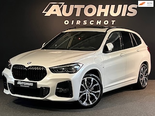 BMW X1 XDrive25e High Executive M Edition Pano/ ACC/ HeadUp/ Memoryseats/ Camera/ Trekhaak