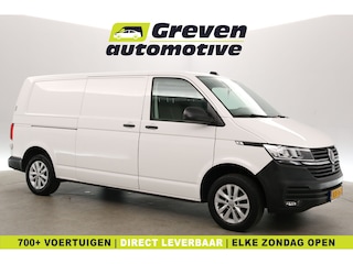 Volkswagen Transporter 2.0 TDI L2H1 150PK | Airco | Cruise | Carplay | 3 Zits | Trekhaak | Parkeersens.