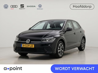 Volkswagen Polo 1.0 TSI Life Business 95 pk | Navigatie | Parkeersensoren | Adaptieve cruise control | Stoelverwarming | Apple carplay / Android auto | LED koplampen | Draadloze telefoonlader |