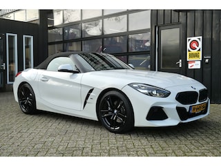 BMW Z4 Roadster sDrive20i High Executive M-Sport | Leder | 18'' | LED | Carplay | Stoelverwarming