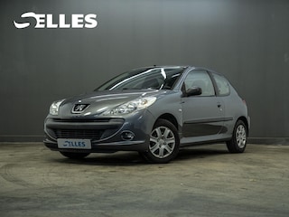 Peugeot 206 1.1 XR | Distributieriem vervangen | Airco | Elektrische ramen |