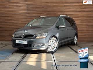 Volkswagen Touran 1.2 TSI Comfortline Business 7p | 7-Persoons | ErgoActive | Massage | ACC | Camera | Navi | CarPlay