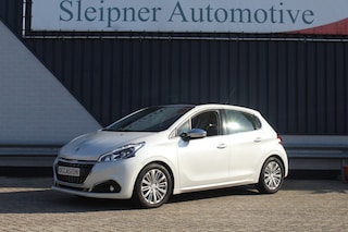 Peugeot 208 1.2 PURETECH ALLURE/ AUTOMAAT- NAVI-PANO-D.riem v.v.!!!