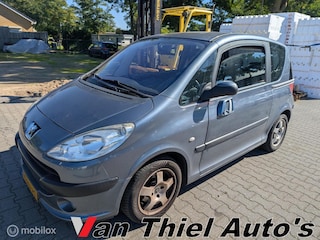 Peugeot 1007 1.4 Gentry