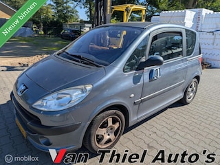 Peugeot 1007 1.4 Gentry