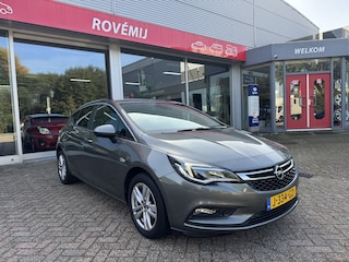 Opel Astra 1.4 Turbo Innovation AUTOMAAT, Carplay, Cruise, Trekhaak, Clima, Stoelverwarming