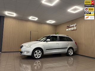 Skoda Fabia Combi 1.2 TSI Drive * Navigatie / Cruise control / LM Velgen / NL Auto *