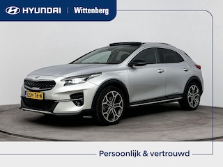 Kia XCeed 1.6 GDi PHEV EXECUTIVELINE | ELEKTRISCH SCHUIF- KANTELDAK | NAVI | CLIMA | ADAPT. CRUISE | CAMERA | 18'' LM VELGEN | LEDER | STUUR- & STOELVERWARMING | ELEKTRISCHE ACHTERKLEP | PRIVACY GLASS | AUTOMAAT |