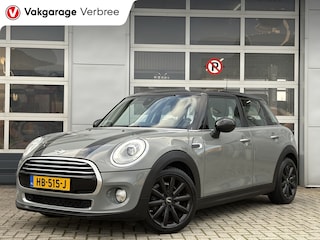 Mini Cooper 1.5 Chili | Navigatie | LM Velgen 17" | Cruise Control Adaptief | Head-Up Display | PDC Achter | Airco |