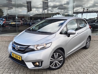Honda Jazz 1.3 i-VTEC Elegance | Automaat | Sensoren v/a | Navi | Stoelverwarming |