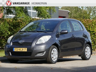 Toyota Yaris 1.3 VVTi Aspiration | slechts 106000km | airco | trekhaak