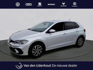 Volkswagen Polo 1.0 TSI Life Edition | Camera | Privacy Glass | 8000km! | VERWACHT |
