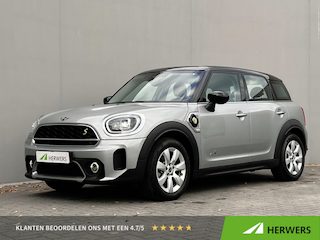 Mini Countryman 1.5 Cooper S E ALL4 ALL4 / Dealer onderhouden / Accu SoH 100 % / Plug-In hybride / Camera / Navigatie / Apple Carplay Android / Junion Jack achterlichten /17" Lm wielen /