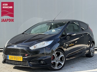 Ford Fiesta BWJ 2016 | 1.6T 183PK ST2 | NL AUTO | CLIMA | NAVI | CAMERA | LEDER/STOF | RECARO | DONKER GLAS | PDC |