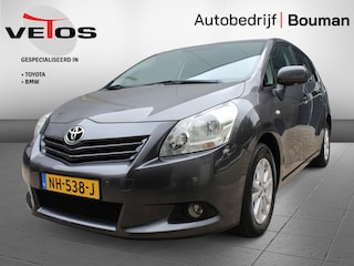Toyota Corolla Verso 1.8 VVT-i Panoramic / 7 persoons / Trekhaak 1300kg! / Parkeersensoren