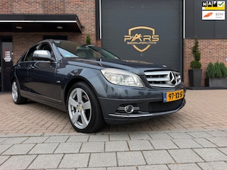 Mercedes-Benz C-klasse 280 Avantgarde V6 Benzine 231PK Automaat Airco Navi Elk.Ramen Trekhaak.