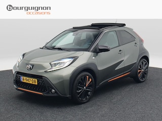 Toyota Aygo 1.0 VVT-i S-CVT Automaat Limited | Stoelverwarming | Camera | Elektrisch Schuifdak | JBL Audio | Half Leer | 18 Inch | 77.330 Km !!