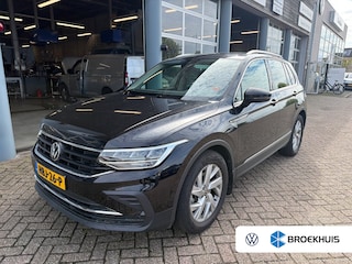 Volkswagen Tiguan 1.5 TSI 150PK DSG-7 Life Business | TREKHAAK | NAVIGATIE | CAMERA | STOEL + STUURVER. | ADAPT. CRUISE