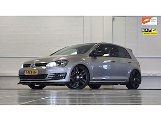 Volkswagen Golf 1.4 TSI ACT Business Edition Pano Sportuitlaat Sportonderstel