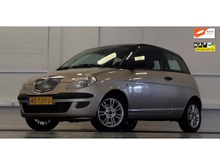 Lancia Ypsilon 1.2-16V MomoDesign 16-09-2027 APK Airco Garantie