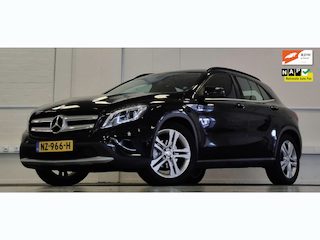 Mercedes-Benz GLA 200 Edition 1 Automaat Navi Xenon Leder Mooi!