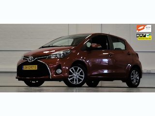 Toyota Yaris 1.3 VVT-i Trend 1e eigenaar Trekhaak Navigatie Achteruitrijcamera APK 22-07-2027