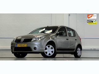 Dacia Sandero 1.2i Lauréate Airco Nieuwe APK Exclusive-pakket Garantie
