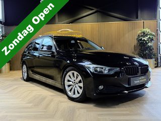 BMW 3-serie Touring 318d High Executive AUTOMAAT |