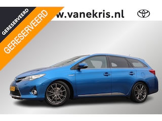 Toyota Auris Touring Sports 1.8 Hybrid Lease+, Apple Carplay/Android Auto, Sensoren, Stoelverwarming, Trekhaak, Pano!