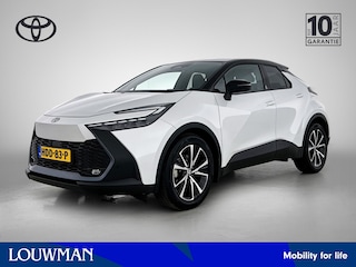Toyota C-HR 2.0 Hybrid 200 First Edition | Dealer onderhouden | Groot Multimediascherm | Stoel+stuurverwarming | Dodehoek detectie | Parkeersensoren voor+achter | Elektrische achterklep | Navigatie | Apple CarPlay/Android Auto | Cru