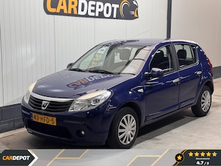 Dacia Sandero 1.4 Lauréate Trekhaak Airco