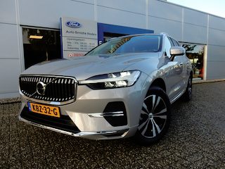 Volvo XC60 2.0 T6 PHEV 350 pk AWD Core Bright | Trekhaak | Pano | Elektr. a klep | Camera | LED | 18" | Keyless entry | Google Maps Navi
