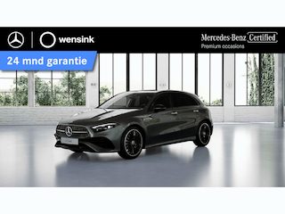 Mercedes-Benz A-klasse 180 Business Solution AMG | Panoramadak | Premium Plus | Nightpakket | 19" Multispaak AMG velgen | Stoelverwarming | 360° Camera | HUD |