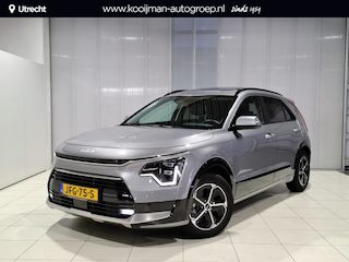 Kia Niro 1.6 GDi DynamicPlusLine Stoel en Stuur verwarming, Schuif kantel dak, Apple Carplay/Android Auto, Navigatie, Camera.