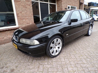 BMW 525i Lifestyle Edition Automaat / leder / Clima