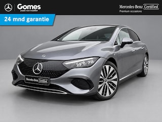 Mercedes-Benz EQE 300 Business Edition | Panoramadak | Plus Pakket | DISTRONIC Afstandsassistent | Dodehoekassistent | Donkergetint Glas Achter | Apple CarPlay | Android Auto | Elektrisch Verstelbare Stoelen + Memory | Stoelverwarming | Sfeerverlichting | Elektrisch Inklapbare Buitenspiegels | Achteruitrijcamera | Parkeersensoren