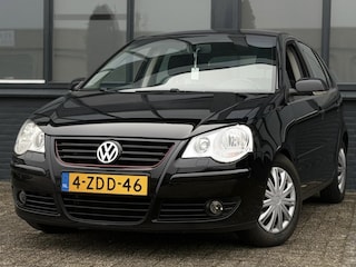 Volkswagen Polo 1.4-16V Sportline |AIRCO |CRUISEC |STOELVERW |NAP