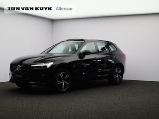 Volvo XC60 B5 250PK Mild Hybrid R-Design / Panoramisch Dak / Harman Kardon / 360gr Camera / Parkeerverwarming / Trekhaak / Head Up / BLIS / Adaptive Cruise / 4 Zone Climate Control /