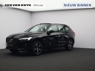 Volvo XC60 B5 250PK Mild Hybrid R-Design / Panoramisch Dak / Harman Kardon / 360gr Camera / Parkeerverwarming / Trekhaak / Head Up / BLIS / Adaptive Cruise / 4 Zone Climate Control /