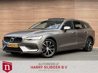 Volvo V60 2.0 B3 Core NL-Auto Panodak / Trekhaak / Camera / Harmen/Kardon / All Season