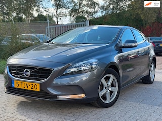 Volvo V40 1.6 D2 R-Design AIRCO CRUISE PDC STOELVERWARMING