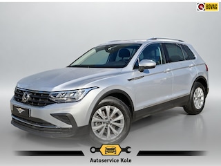 Volkswagen Tiguan 1.5 TSI 150pk DSG Life * 50.000KM! * AUTOMAAT* Parkeersensoren * Adaptieve Cruise Control *