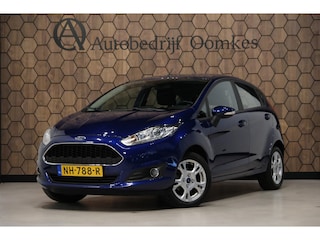 Ford Fiesta 1.0 Style Ultimate *Navigatie* 88dkm ALL-Season banden PDV voor en achter