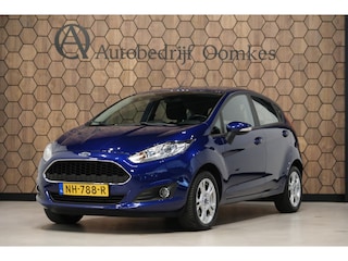 Ford Fiesta 1.0 Style Ultimate *Navigatie* 88dkm ALL-Season banden PDV voor en achter