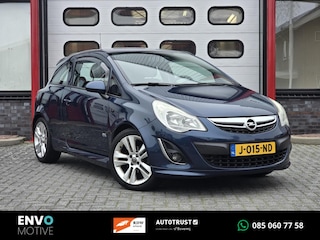 Opel Corsa 1.2-16V Cosmo OPC-pakket/Airco/Navi/Cruise/PDC
